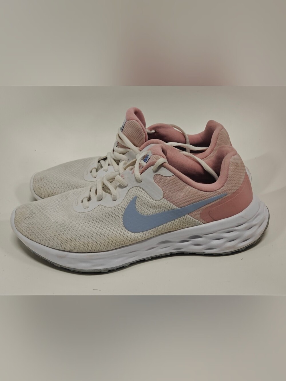 Nike Women's White and Pink Running Shoes with Light Blue Swoosh